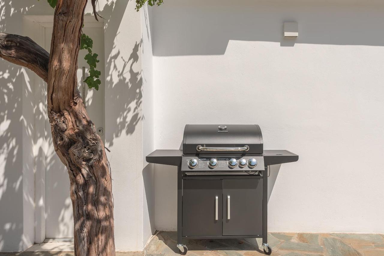 Villa Luna Private Heated Hydro Pool Bbq Beach 4Min Agia Marina Mikrolimanou Kültér fotó