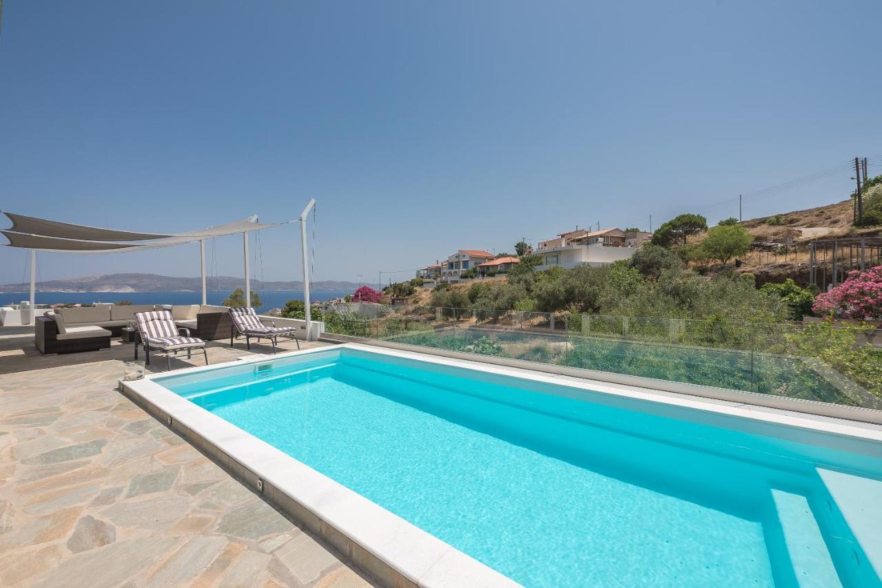 Villa Luna Private Heated Hydro Pool Bbq Beach 4Min Agia Marina Mikrolimanou Kültér fotó