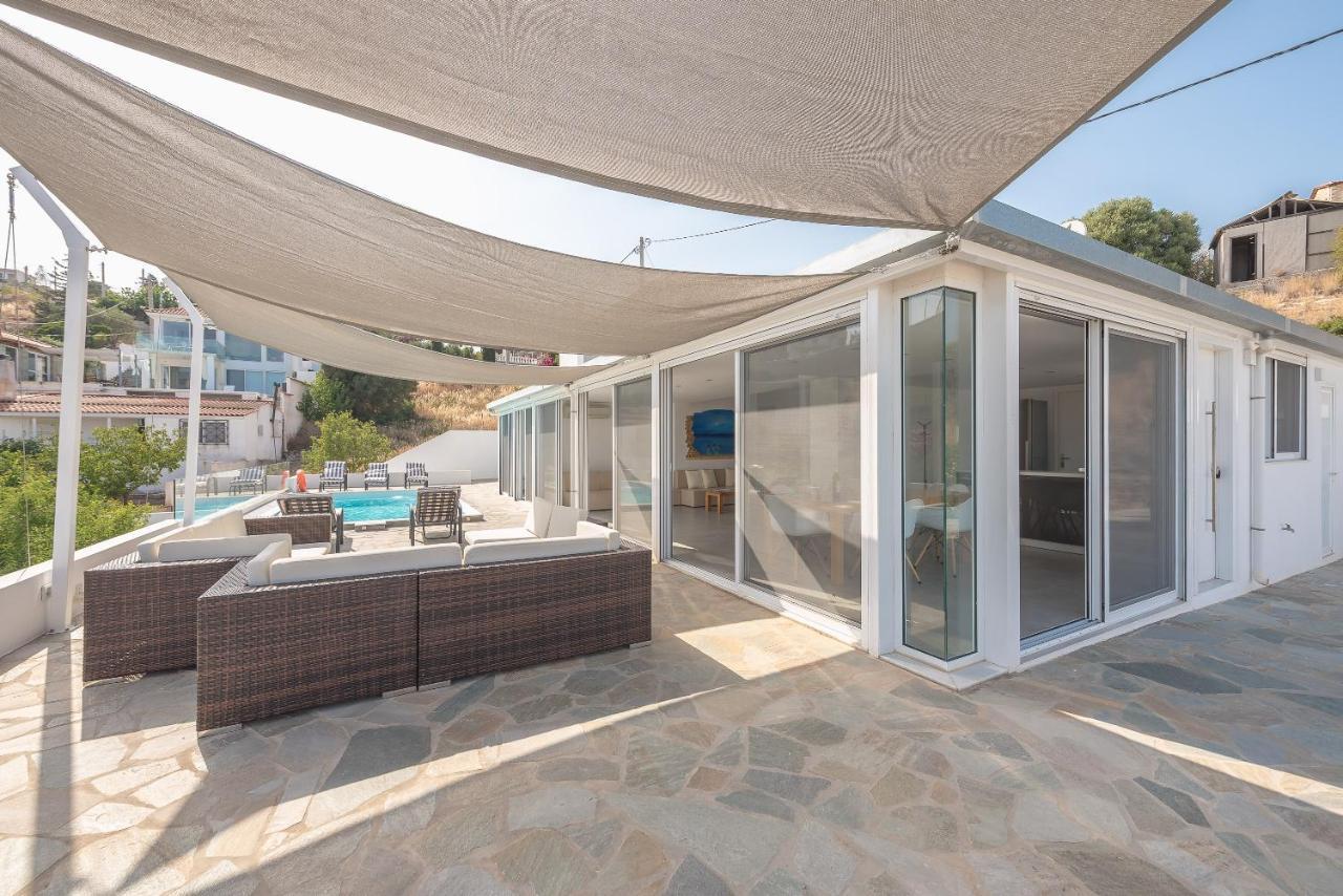 Villa Luna Private Heated Hydro Pool Bbq Beach 4Min Agia Marina Mikrolimanou Kültér fotó